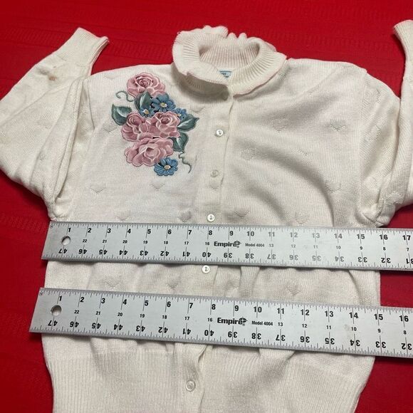 DAISY KINGDOM GIRLS SWEATER Floral Applique Cardigan Size 8 Damaged - Picture 3 of 10